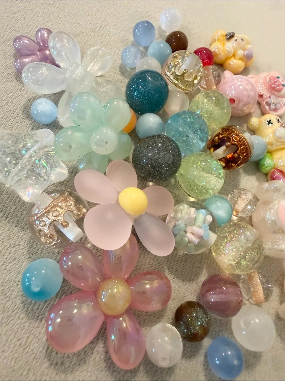 Lot #4 DYI Cute Beads Accessory Mix - Bag Charms Phone Charms DYI